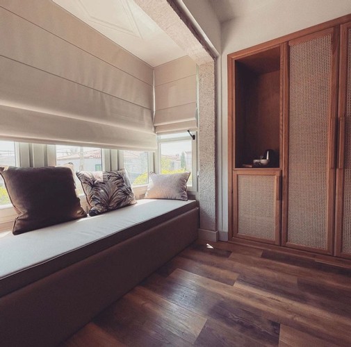 Deluxe Oda, Kara Manzaralı