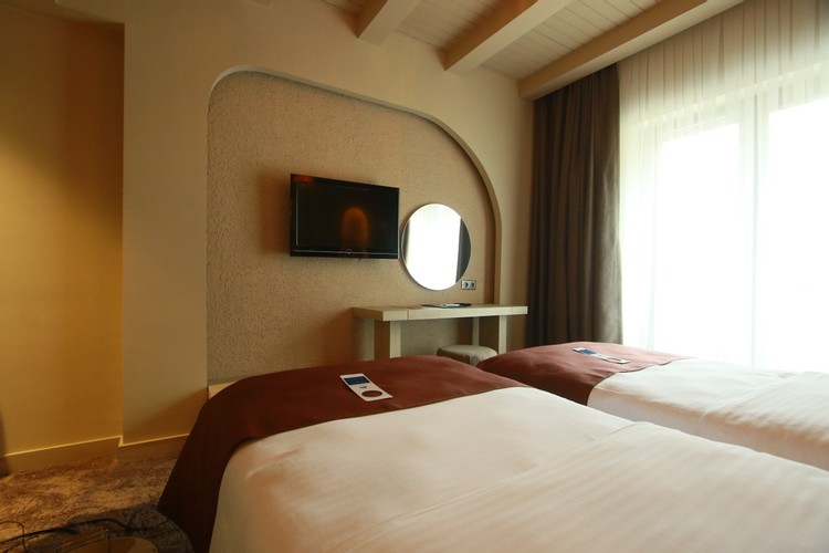 Connected Room