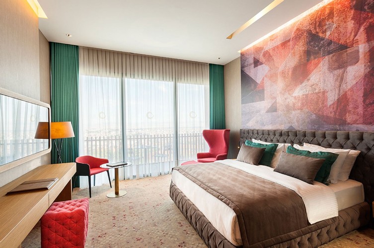 Deluxe Room, City View