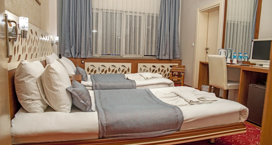 Standard Room (3 Person)