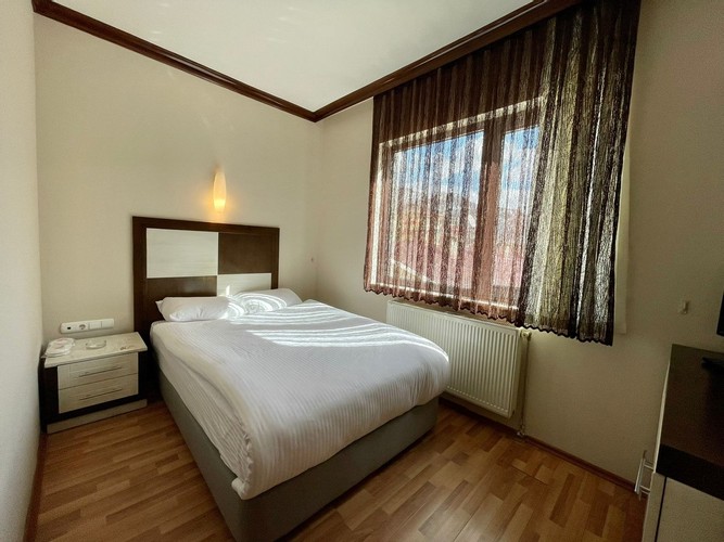 Standard Room (1 Person)