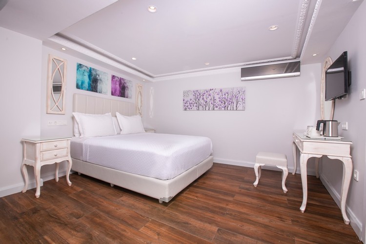 Poolside Room With Special Veranda