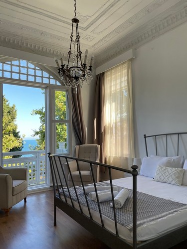 Deluxe Room, Partial Sea View