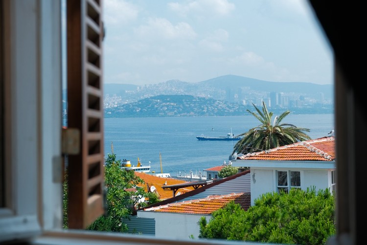 Aile Odası, Deniz Manzaralı