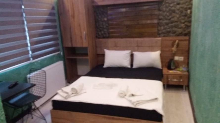 Economy Room (1 Person)