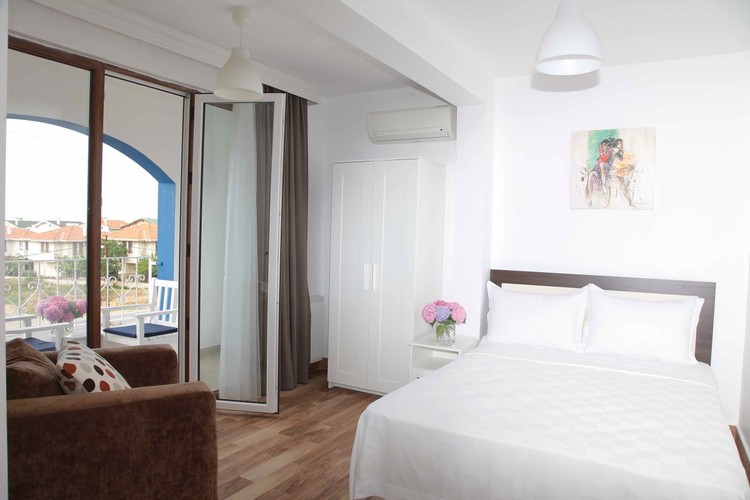 Standard Room (Balcony)