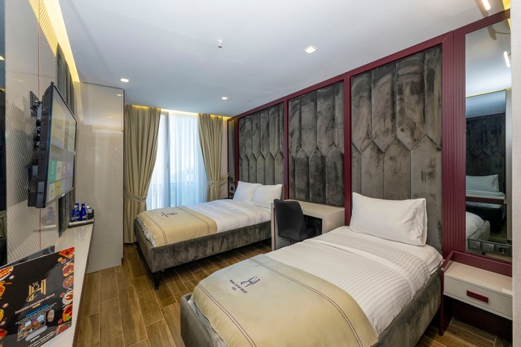 Deluxe Oda (3 Kişilik)