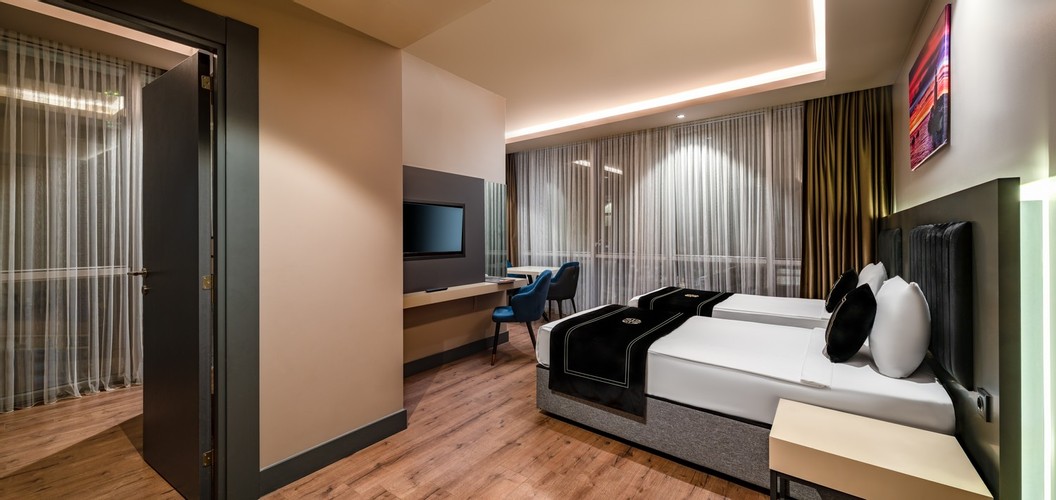 Family Deluxe Suite Room