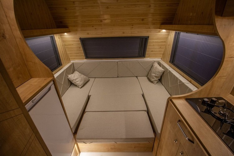 Ekonomik Karavan Oda, Şehir Manzaralı