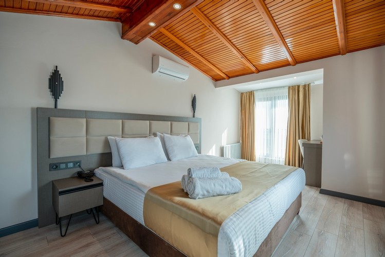 Teras Oda (Teraslı)