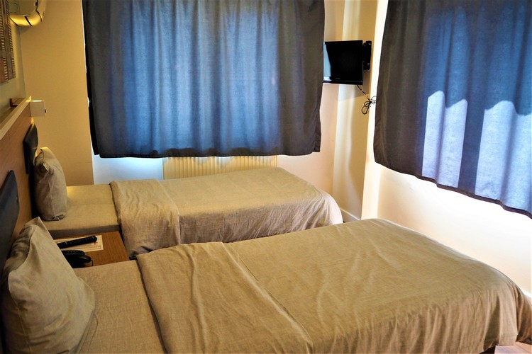 İki Ayrı Yataklı Oda