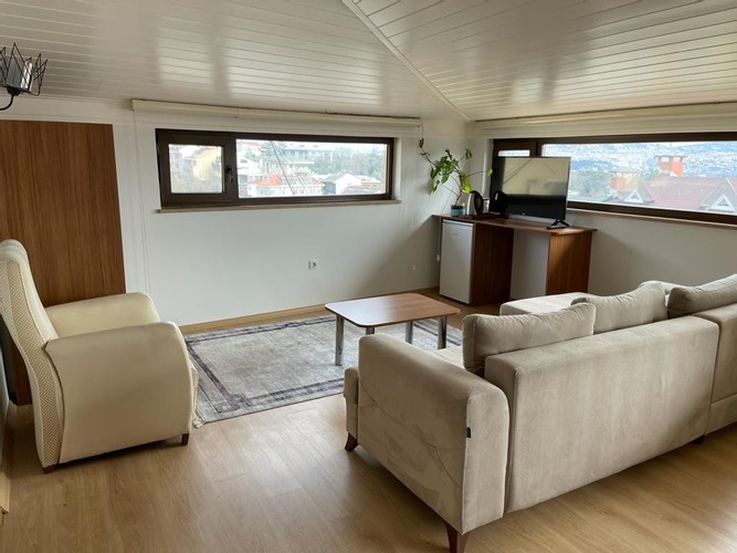 Suit Oda, Kısmi Deniz Manzaralı