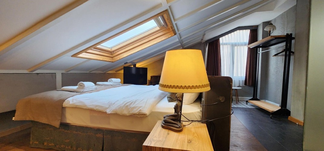 Çatı Teras Katı Oda