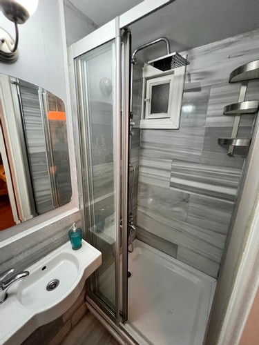 Standard Room (3 Person)