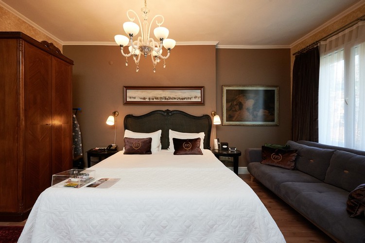 Executive Suite Room