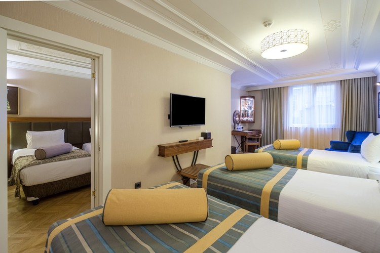 Aile Bağlantılı Odası (3 Kişilik)