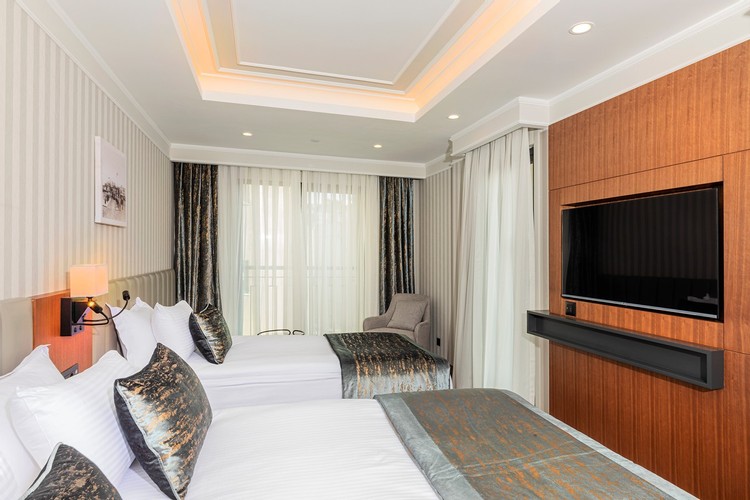 Aile Bağlantılı Odası