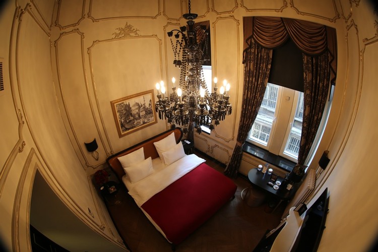 Comfort Room, Partial Sea View