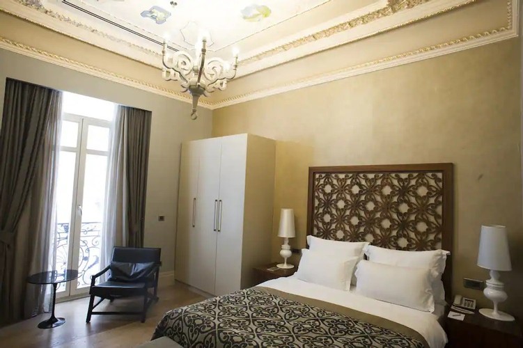 Superior Oda, Şehir Manzaralı