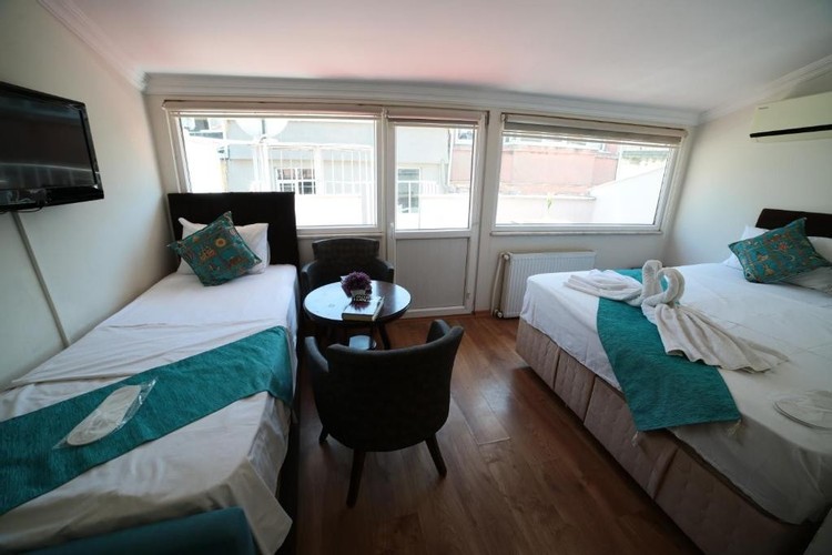 Terrace Room (3 Person, Terrace)