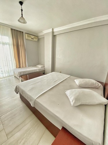 Standart Oda, Kara Manzaralı