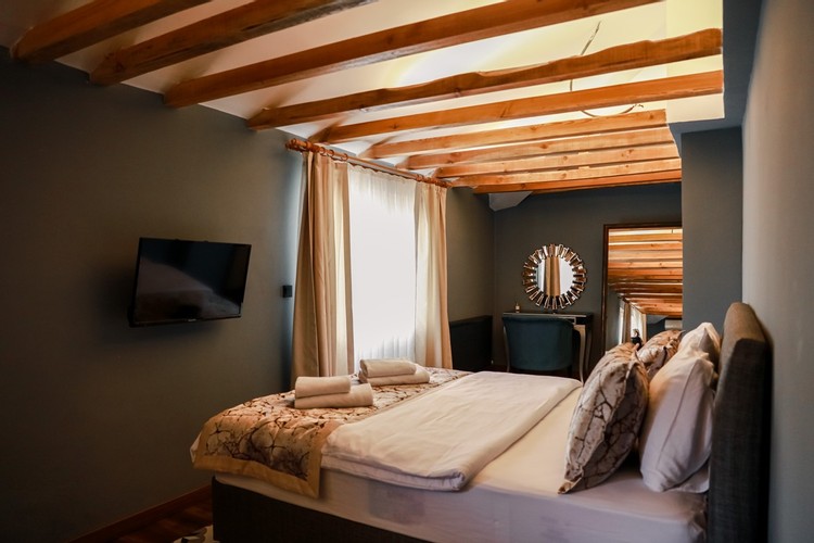 Suite Room (Jacuzzi)