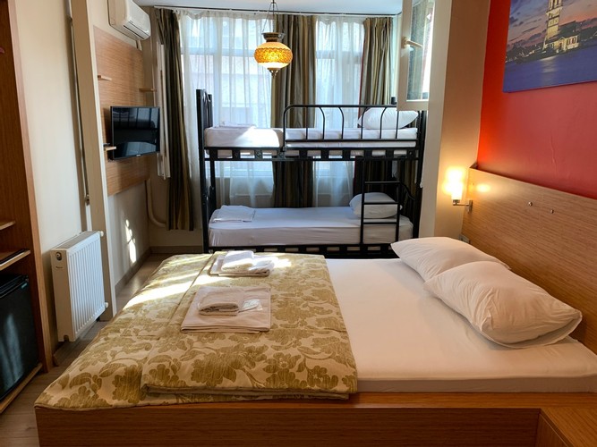 Standard Room (3 Person)