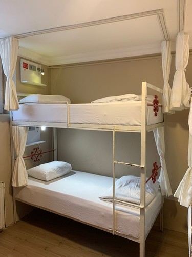  4-Bed Bunk Bed (Mixed Dormitory)