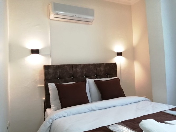 Single Room (1 Person)