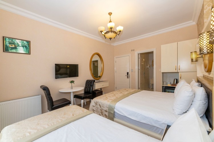 Standard Room (Balcony)