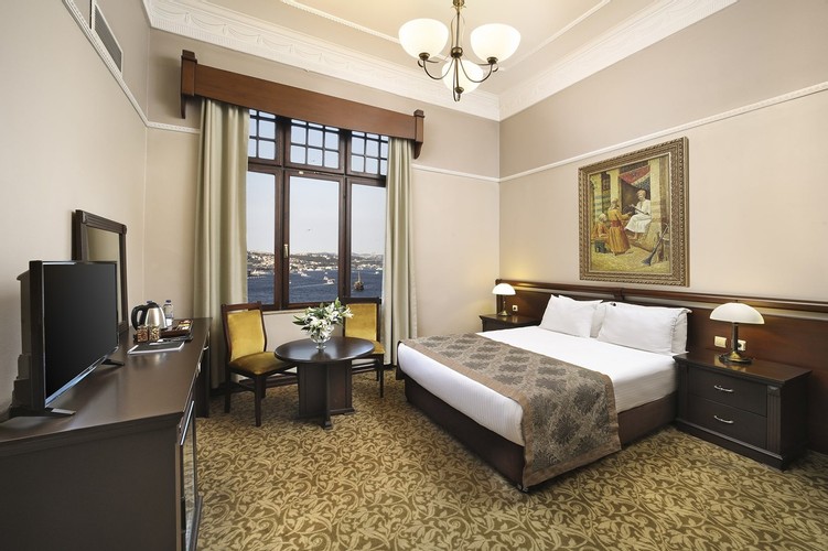Deluxe Room, Bosphorus View
