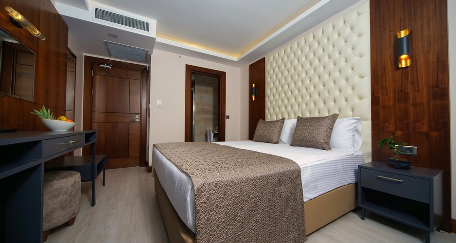 Standard Room (1 Person)