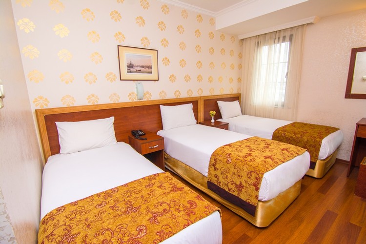 Standard Room (4 Person)