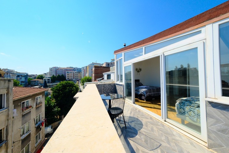 Deluxe Terrace Room (Terrace)