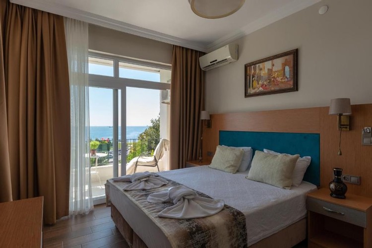 Deluxe Room, Sea View (Balcony)