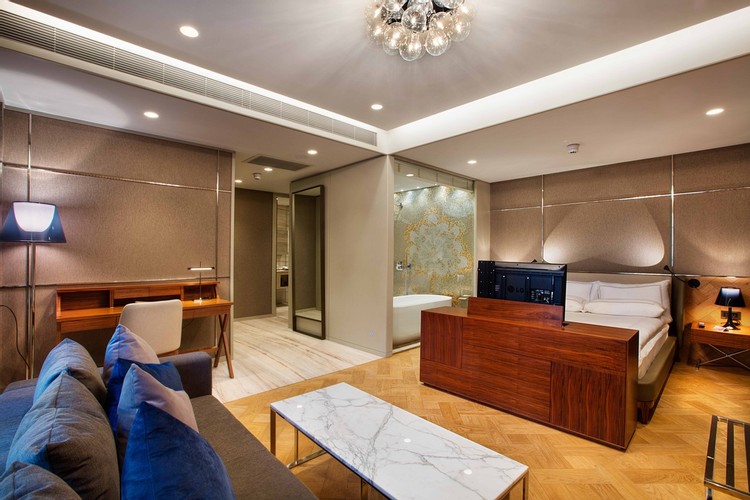 Romantic Suite Room (With Bathroom)