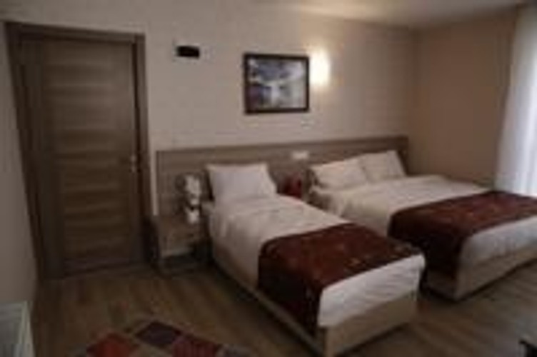 Deluxe Iki Ayrı Yataklı Oda