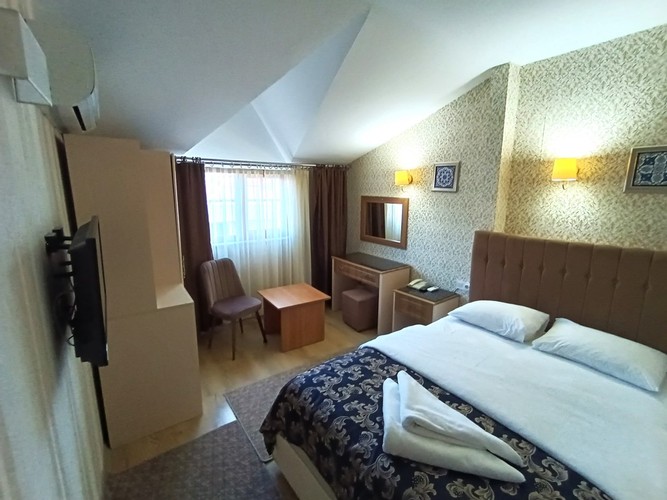 Standard Room (1 Person)