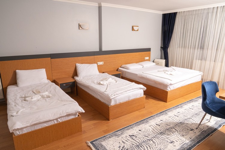 Standard Room (3 Person)