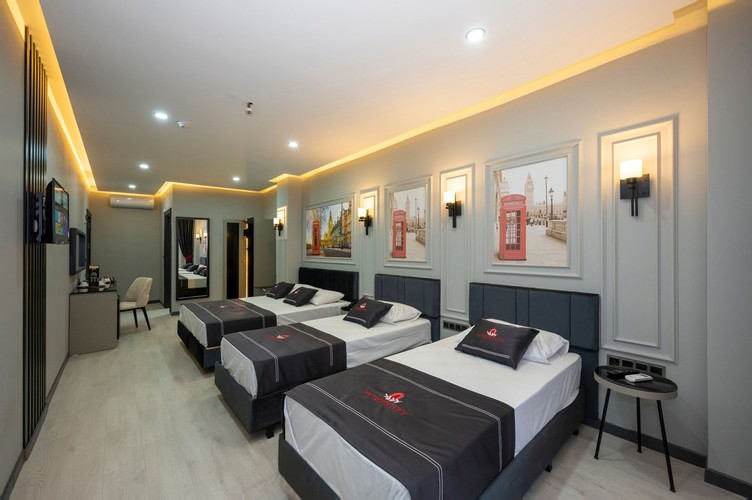 Standard Room (4 Person)