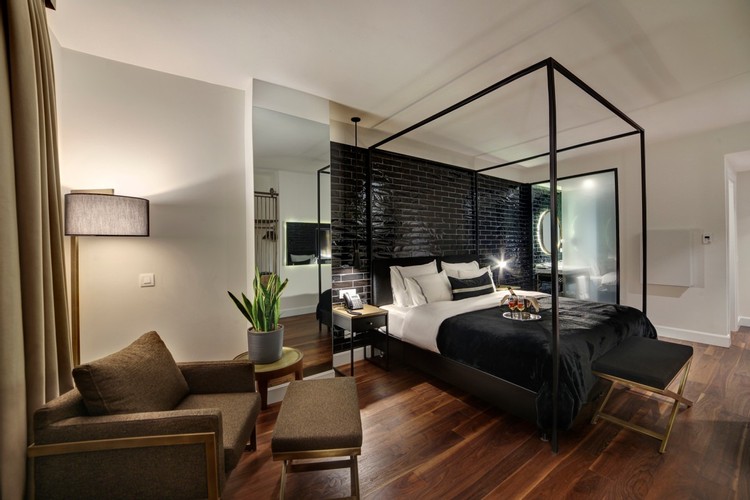 Deluxe Room, Land View