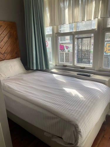 Economy Single Room (1 Person)