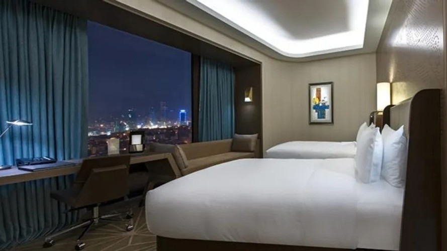 Deluxe Iki Ayrı Yataklı Oda