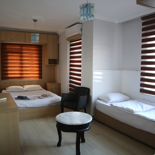 Standard Room (3 Person)