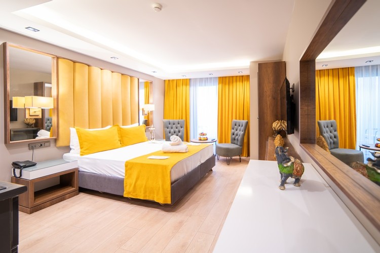 Suite Room, Garden View