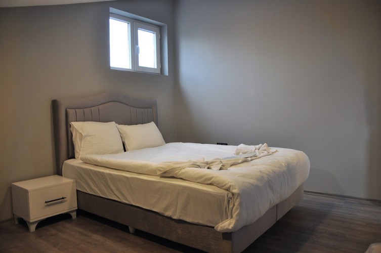 Deluxe Luxury Suit Oda