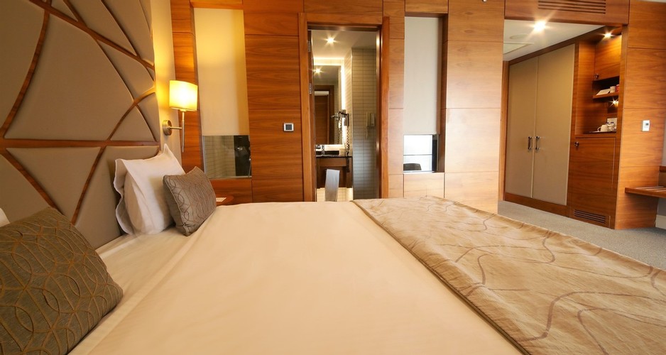 Aile Odası, Kısmi Deniz Manzaralı