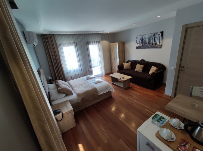 Suit Oda, Deniz Manzaralı (Balkonlu)