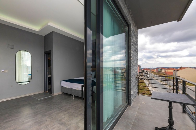 Deluxe Balkonlu Oda (1 Kişilik, Balkonlu)