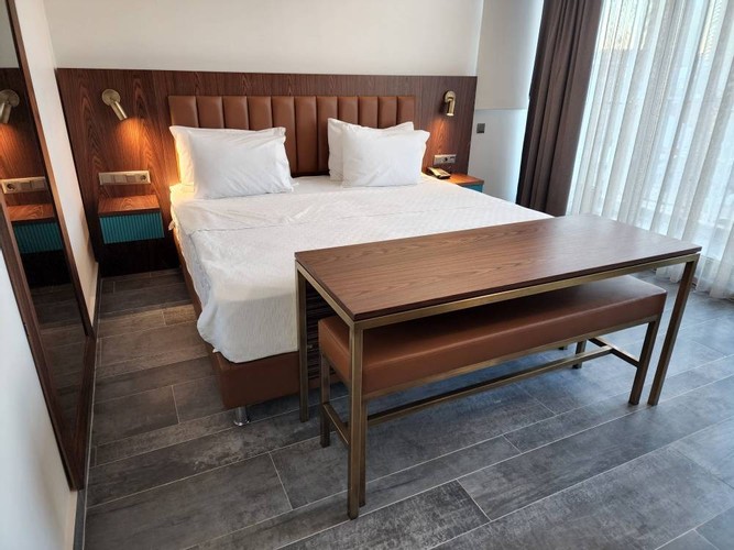 Superior Apart Oda (Balkonlu, Mutfaklı)